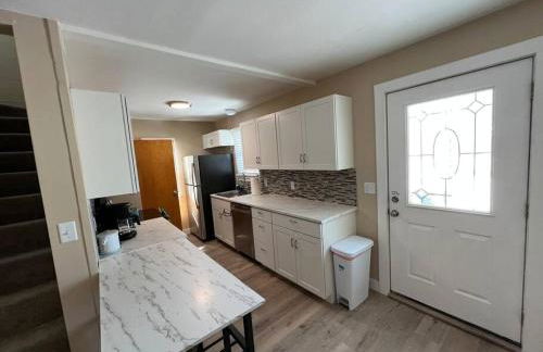 Snug, neighborly home perfect for your small group - Foto 8