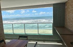 Apartamento Novo Frente ao Mar Com piscina no Centro de Itanhaém - Foto 2