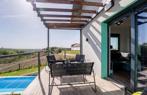 Amazing Home In Gornje Plavnice - Foto 2