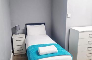 King Edward 3 bed house ideal for contractors - Foto 15