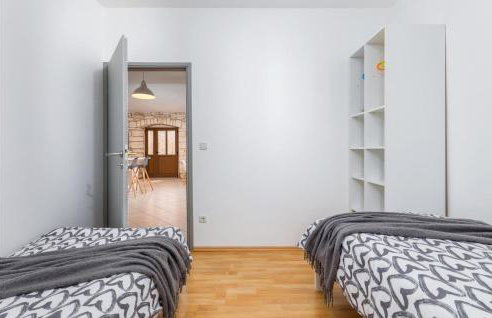 Two-Bedroom Holiday Home In Svetvincenat - Foto 22