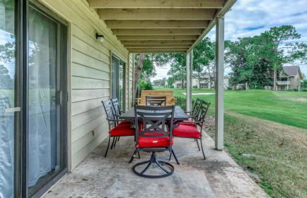 Cozy renovated ground floor unit - Golf Villa - on the Golf Course - Photo 25