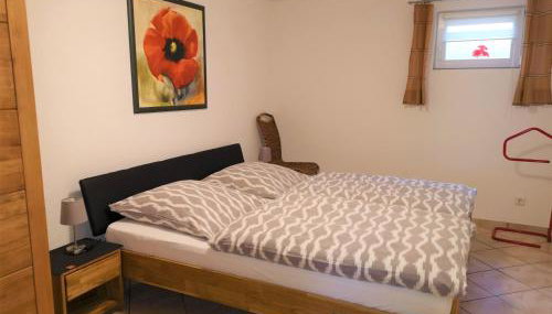 Ferienhaus Baier im Sourterrain mit Terrasse und Speckstein Ofen für gemütliche Stunden am Kamin - Foto 5