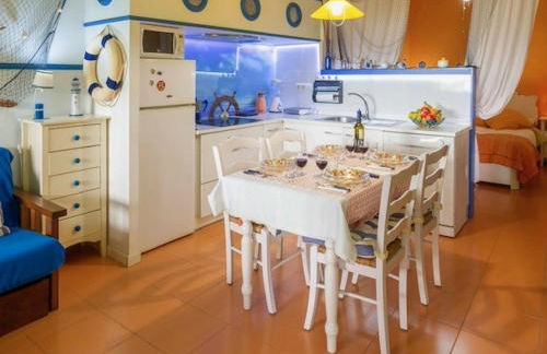 un barco en tierra - Foto 3