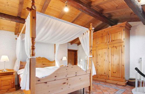 Stone House of the year 1500 - Photo 3