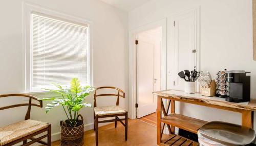 Stay Portland - 1892 Bohemian Dream Studio in Ladd's Addition - Photo 3