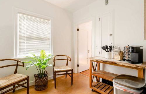 Stay Portland - 1892 Bohemian Dream Studio in Ladd's Addition - Photo 3