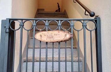 LE RONDINI - Courtyard apartment with balcony & terrace - Foto 8