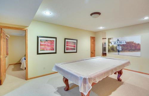 Hot Tub and Fireplace Cozy Home on Howard Lake! - Foto 17