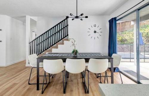 Modern Family Home w/Pool and Hot Tub - Foto 32