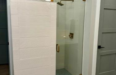 Upscale Modern Hill Country Home! Has it ALL! - Foto 71