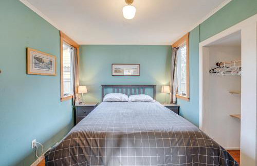 Bright Bellingham Home with Fire Pit 1 Mi to Beach! - Foto 24