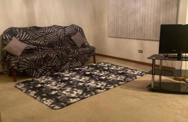 3BR-2BA Deluxe Apartment with Fireplace and Balcony - Foto 5