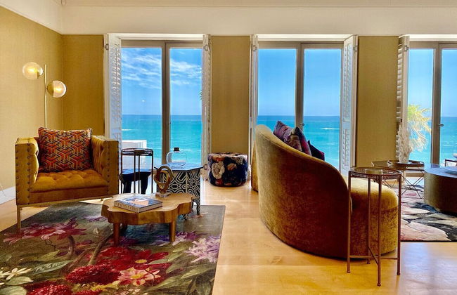 Clifton YOLO Spaces – Clifton Mansion Villa - Photo 79