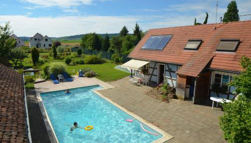 Gîte Cigogne - Foto 1, Garden, Game Room