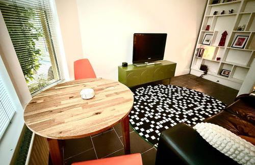 The Duff 1 Bed Flat Walk to Marina Shops and Train - Foto 6