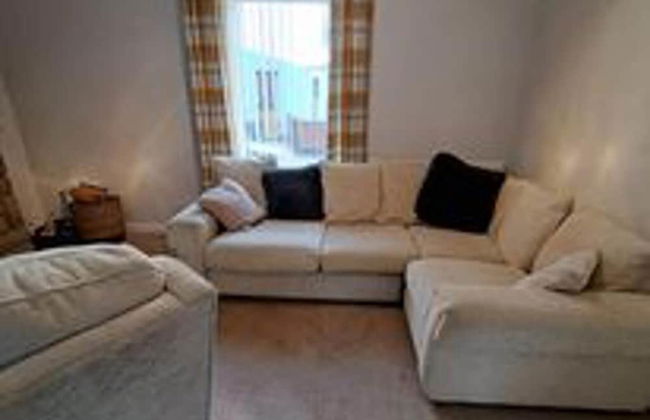 Immaculate 2-bed Cottage - Free Wifi - Foto 7