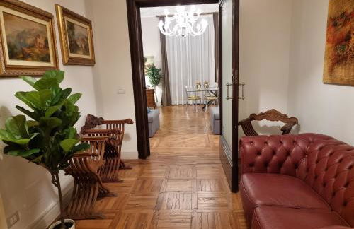 Luxury Historic Villa with heated pool near Catania, Taormina, the Sea and Mount Etna by SicilianRelaxingHomes - Foto 40