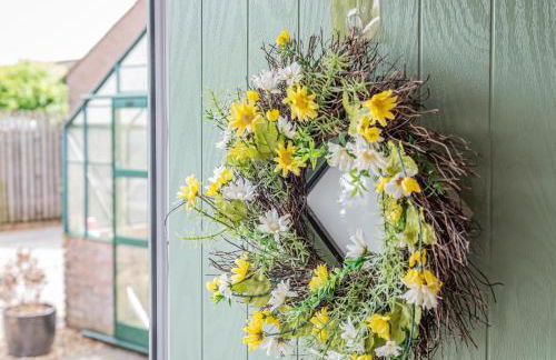 Quiet Self contained Cottage near Delamere Forest - Photo 8