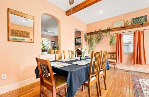 Unique Eastport Bungalow w Yard - Foto 20