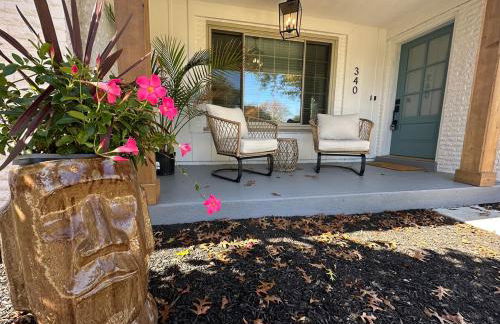 The Sleepy Tiki - game room, tiki lounge, firepit - Foto 45