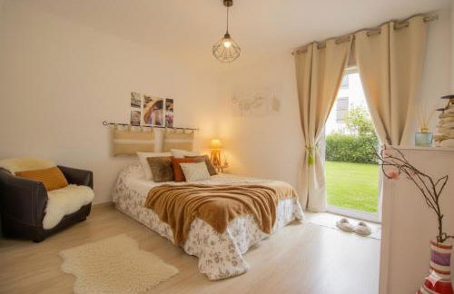 Appartement Cosy - jardin Terrasse privée-Free parking 5MN DISNEY - Foto 8