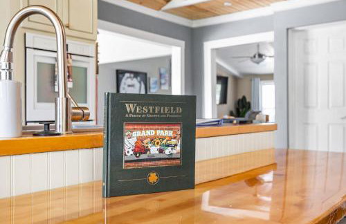 Sleeps 10, Indoor and Outdoor Theaters, Batting Cage, & Games! - Foto 17