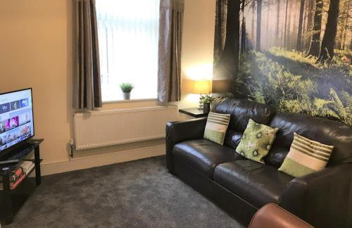 Welcoming Spacious 2-bedroom House in St Helens - Foto 4