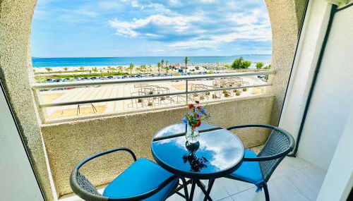 Face a la Mer - vue epique, climatisation, wifi, draps inclus - Foto 3