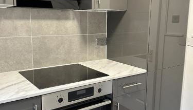 Two bedroom flat close to meadows with free parking by parking permit - Foto 2