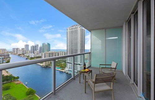 Infinite View and Balcony with Pool, Gym, Near Beach - Foto 19