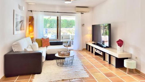 Apto fully equiped con piscina y gratis parking - Photo 4