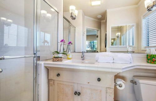 Beach Breeze Bungalow 1 Miles To Beach Cozy - Foto 8