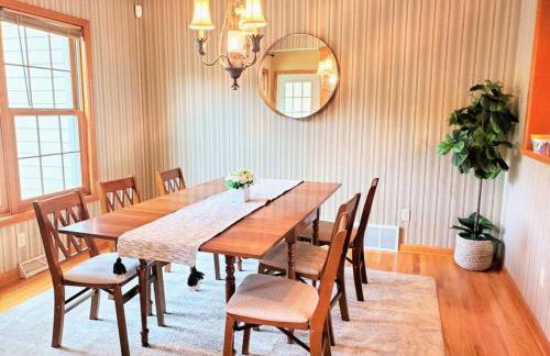 Artemis Lakehouse - Hot Tub, Lakefront & Racetrack - Photo 14