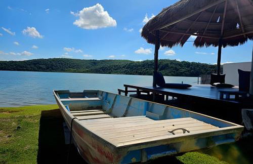 Conforto à beira da lagoa - Foto 42