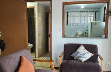 Hospedagem Doce Lar Casa Violeta - Foto 3