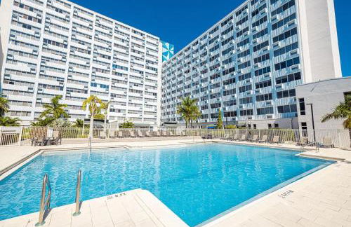 Landing Beautiful Studio Pool Courtyard - Foto 11