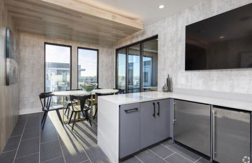 Walk to Regions Field n Railroad Park 2BR - Foto 42