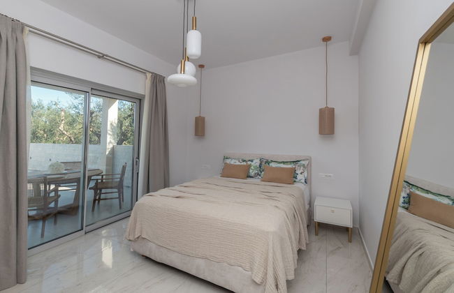 Camelia Luxury Suites - Private Pool & Jaccuzi - Foto 5