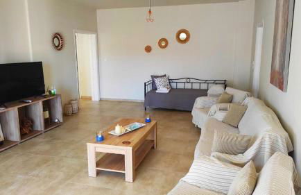 Comfortable Apartment Close to the Airport - Photo 7