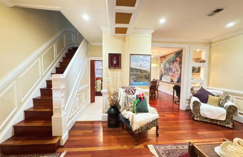 Gorgeous Beautiful House 4BR with Parking - Foto 3