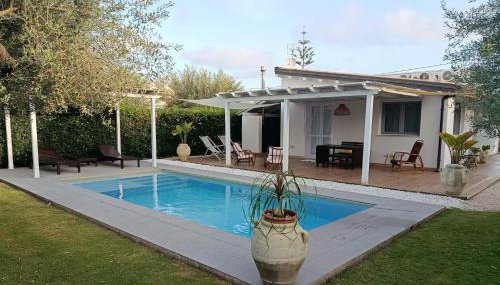 VILLA FEDERICA CON PISCINA/WITH POOL - Foto 1
