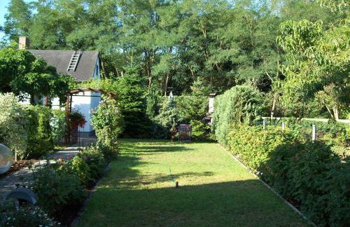 Cottage near centrum, paradise - Photo 4