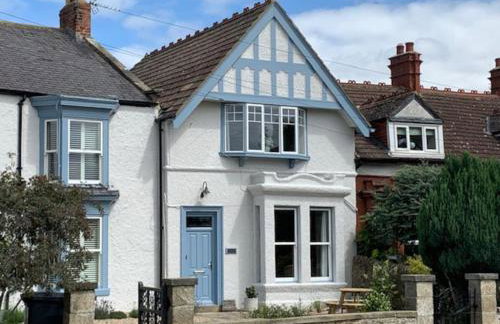The Blue Cottage with luxurious Super King bed - Photo 1