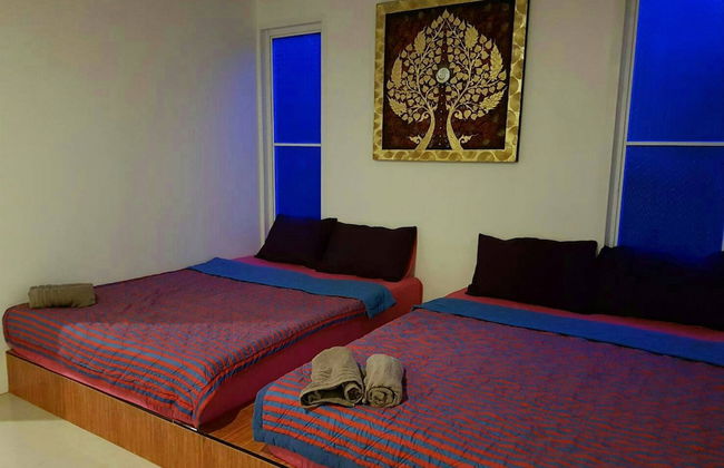 White House Mountian Beach Resort - Photo 4