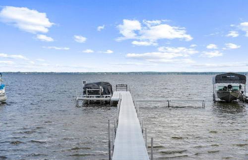 Sauna, Game Room, and Beach Front on Houghton Lake - Foto 27