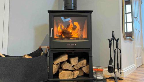 Private Countryside Annexe with Exclusive Wood Burner, Outdoor Hot Shower & Views - Foto 3