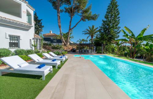 VACATION MARBELLA I Villa Azahar Retreat, Paradise for Golfers, Private Heated Pool, Close to the Best Beaches and High-end Restaurants - Photo 41