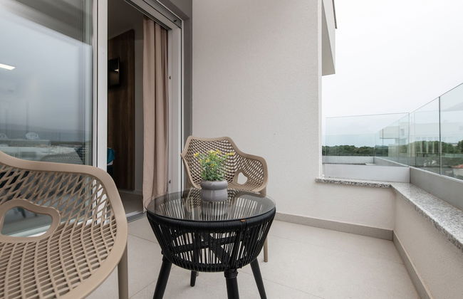 Apartments Mare B with pool - Photo 65