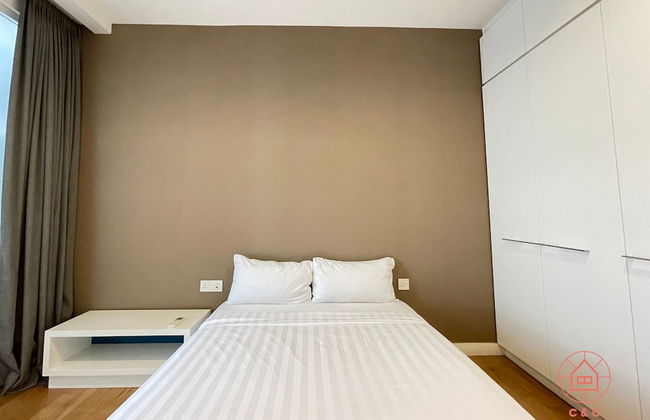 The Platinum Suites - Photo 30